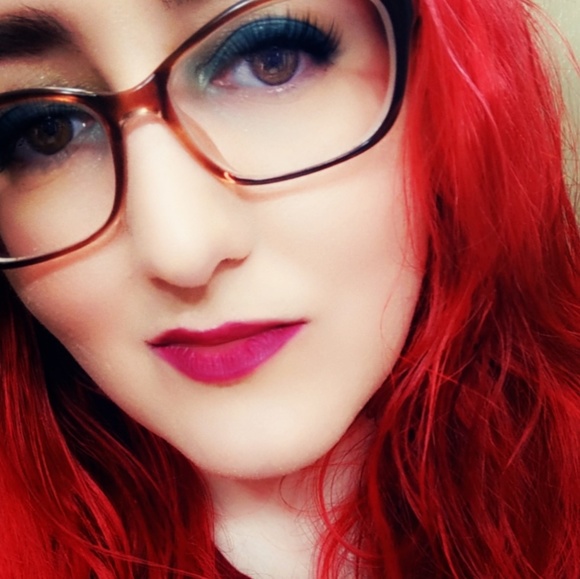 Meet your Posher, Charlene Renee - Picture 3 of 5